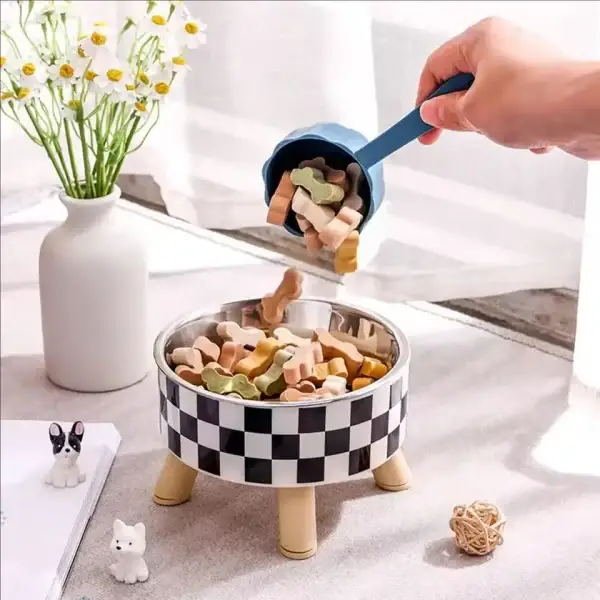 Checkered Non-slip Anti-Tip Feeding Bowl
